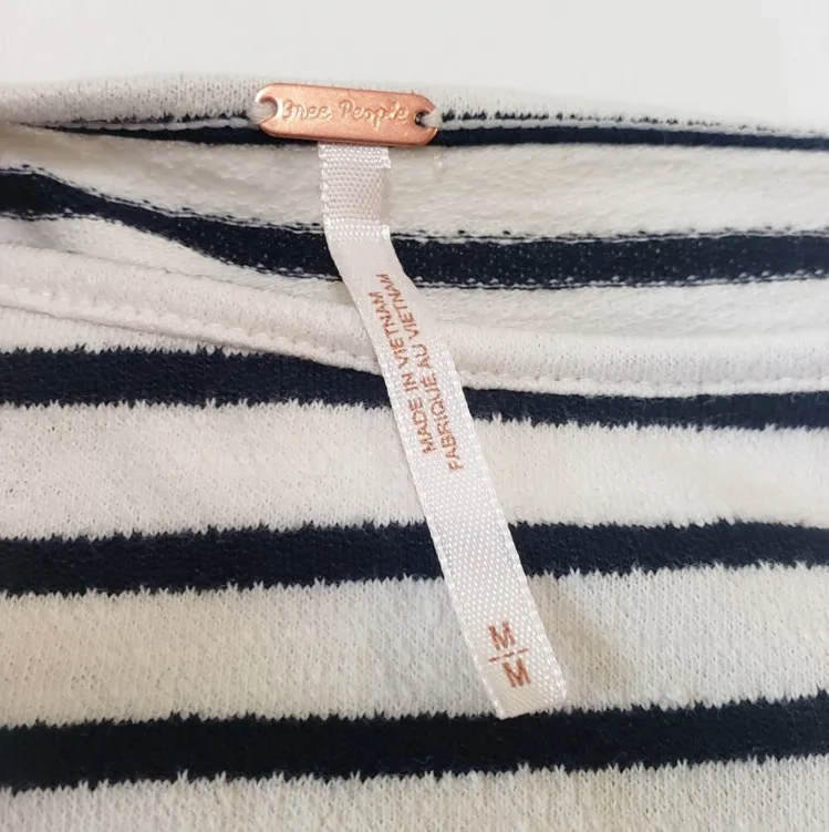 High-Low Sheer Stripped Rolled Sleeve - Image 8