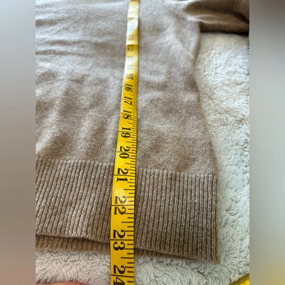 Apt. 9  100% cashmere turtle neck neutral sweater, size L, small hole, very soft - Image 10