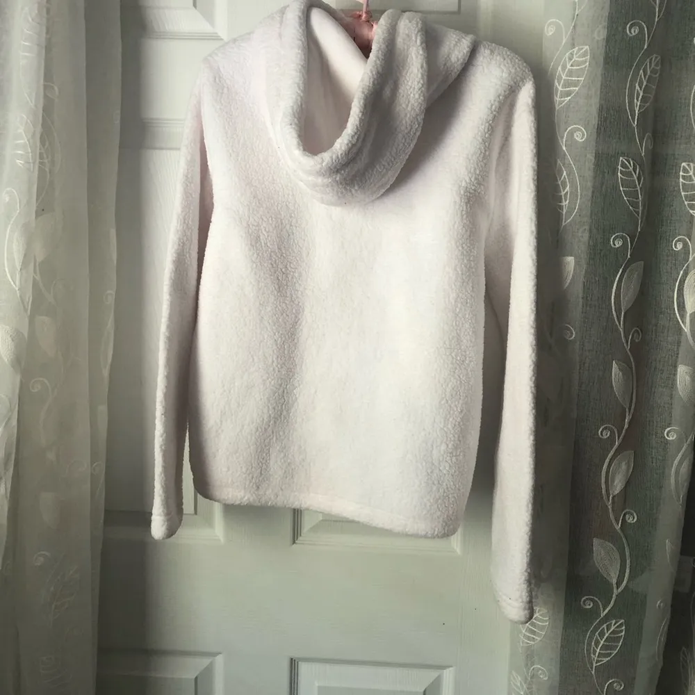 Women’s Teddy Sherpa Hoodie White Long Sleeve sweatshirt pullover Sz small - Image 8