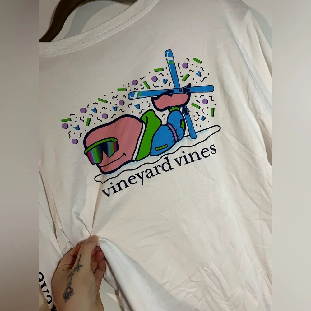 Vineyard Vines Snow Ski Whale Design White Cotton Long Sleeve Tshirt Size XL - Image 7