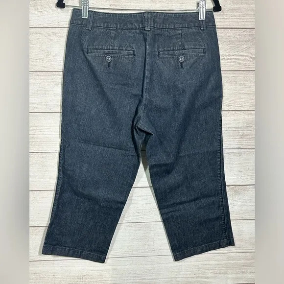Dockers Woman's ‎ Dark Denim Crops Size 6 Great Condition - Image 2