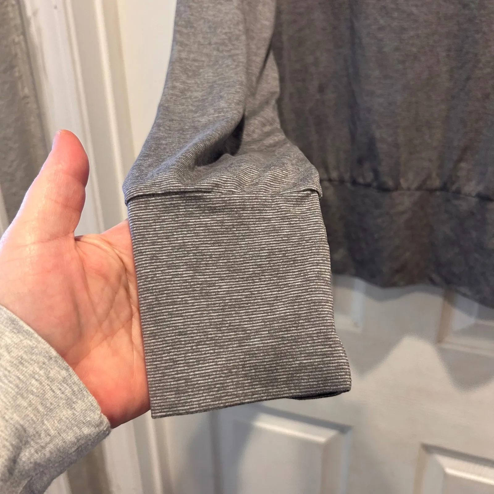 Lucy Gray Striped Long Sleeve Workout Top Women's Size Large Gorpcore Yoga - Image 2