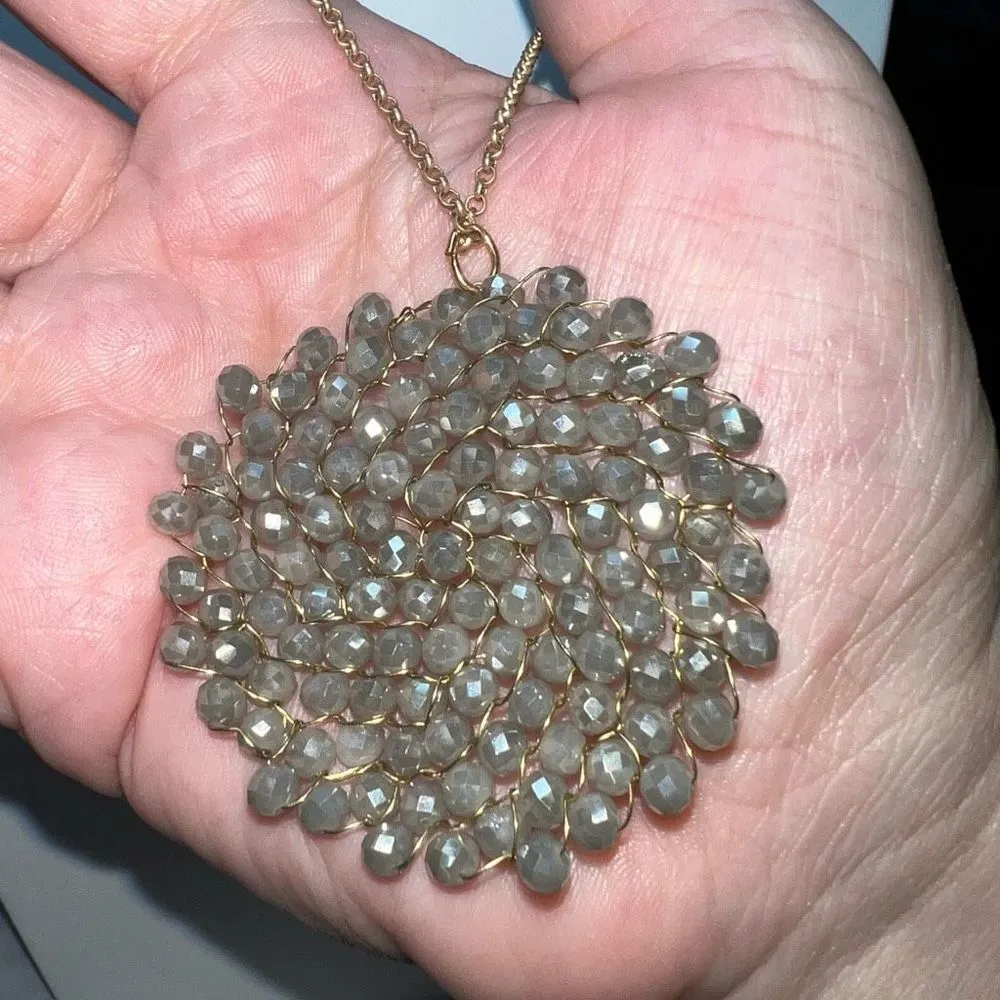 Gold Tone and Woven Champagne Faceted Beaded Pendant Necklace - Image 3