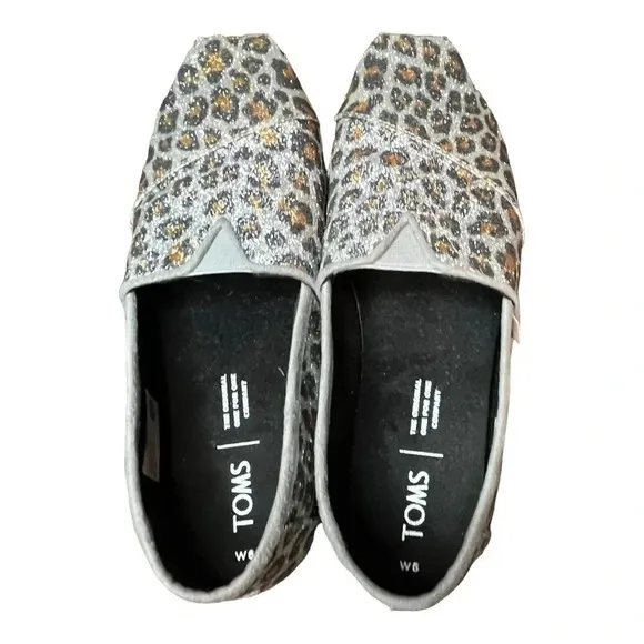 TOMS SILVER GLITTER CHEETAH PRINT SLIP-ON FLAT SHOES WOMEN'S SIZE‎ 6 - Image 3