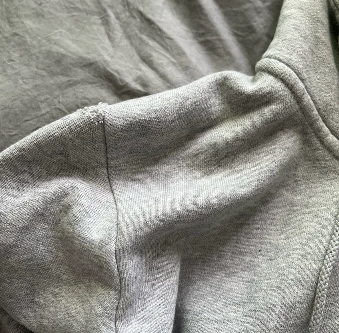 Cropped Hoodie - Image 2