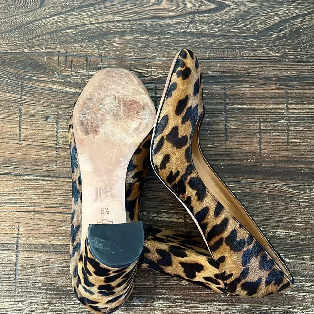 J McLaughlin Mila Leopard Cow Hair Chunky Block Heels Pumps Round Toe 8.5 - Image 5