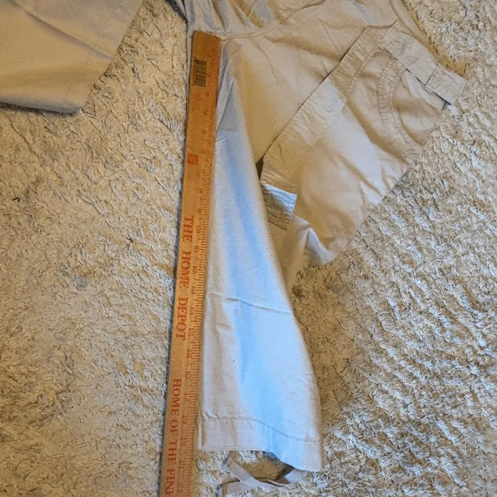 IZOD **SET OF 2** Women's Capri Pants, Belted, Cream/Olive, Size 16 - Image 10