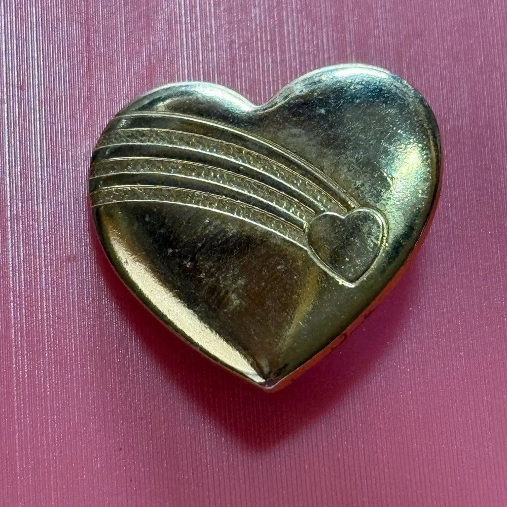 Vintage Variety Club Gold Heart Brooch - Image 2