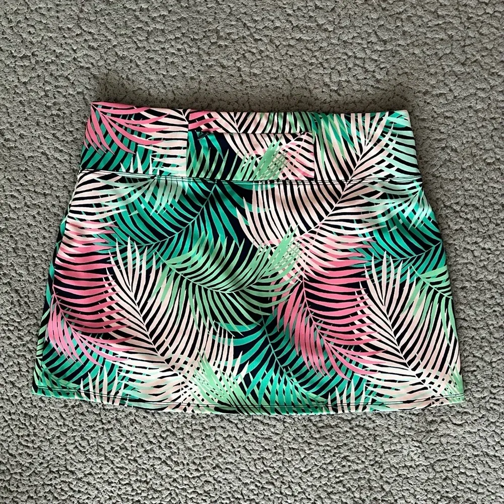 Women’s Tommy Bahama Active Golf Skort Skirt Tropical Print Size Medium EUC - Image 2