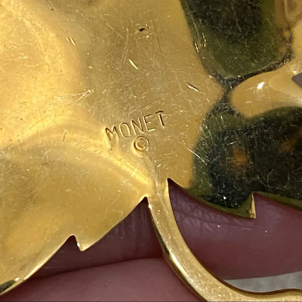 Monet Vintage  Signed Gold Maple Leaf Brooch - Image 7