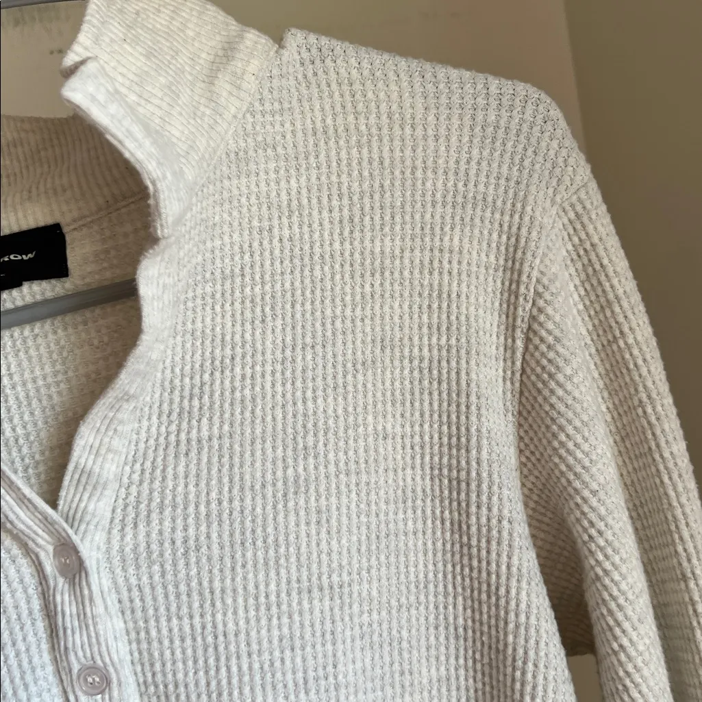 Monrow Brushed Thermal Knit Henley XS - Image 5