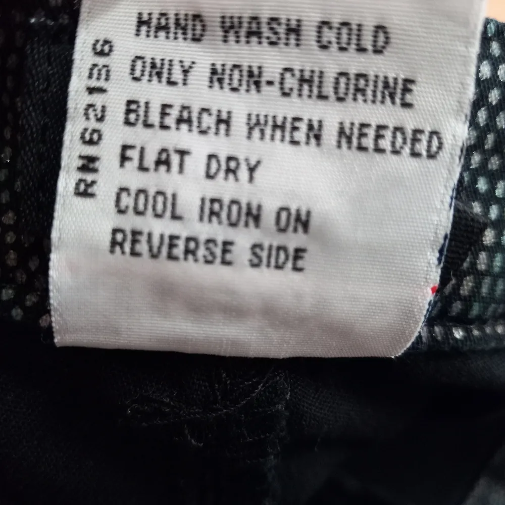 Guess Jeans USA 27 Vintage Rainbow Metallic Snakeskin Pants - Image 4