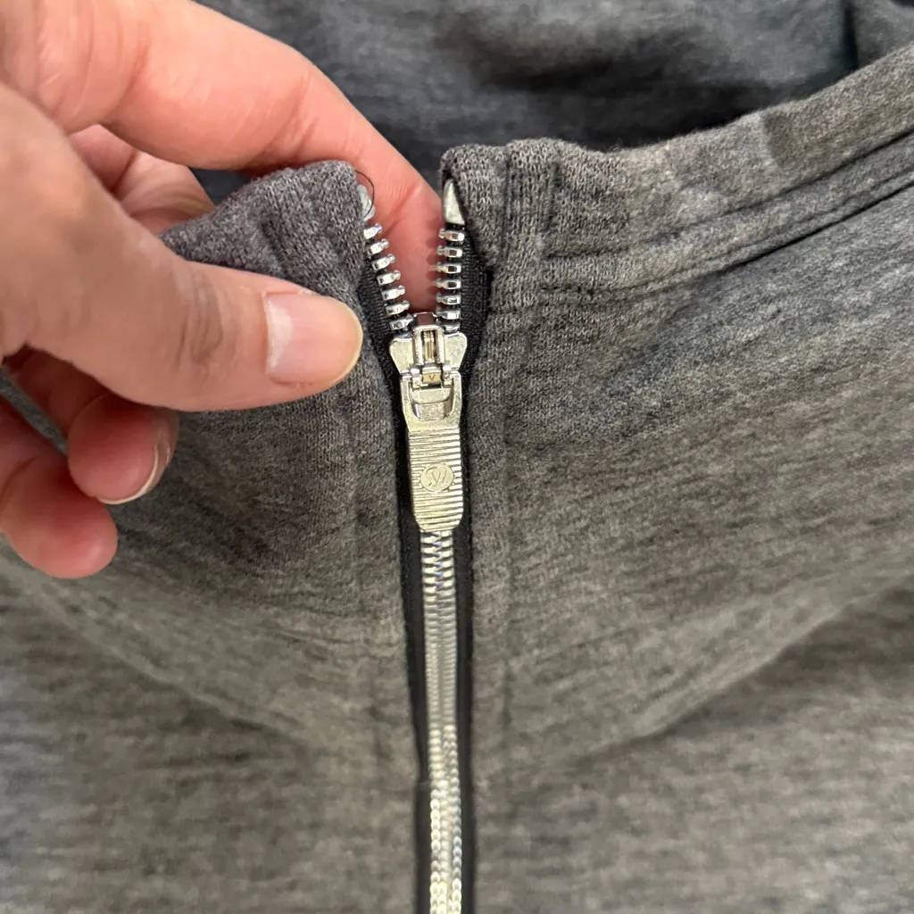 Lululemon Charcoal Zip-Up Jacket 6 Funnel Neck Gray Heather Sweater - Image 3