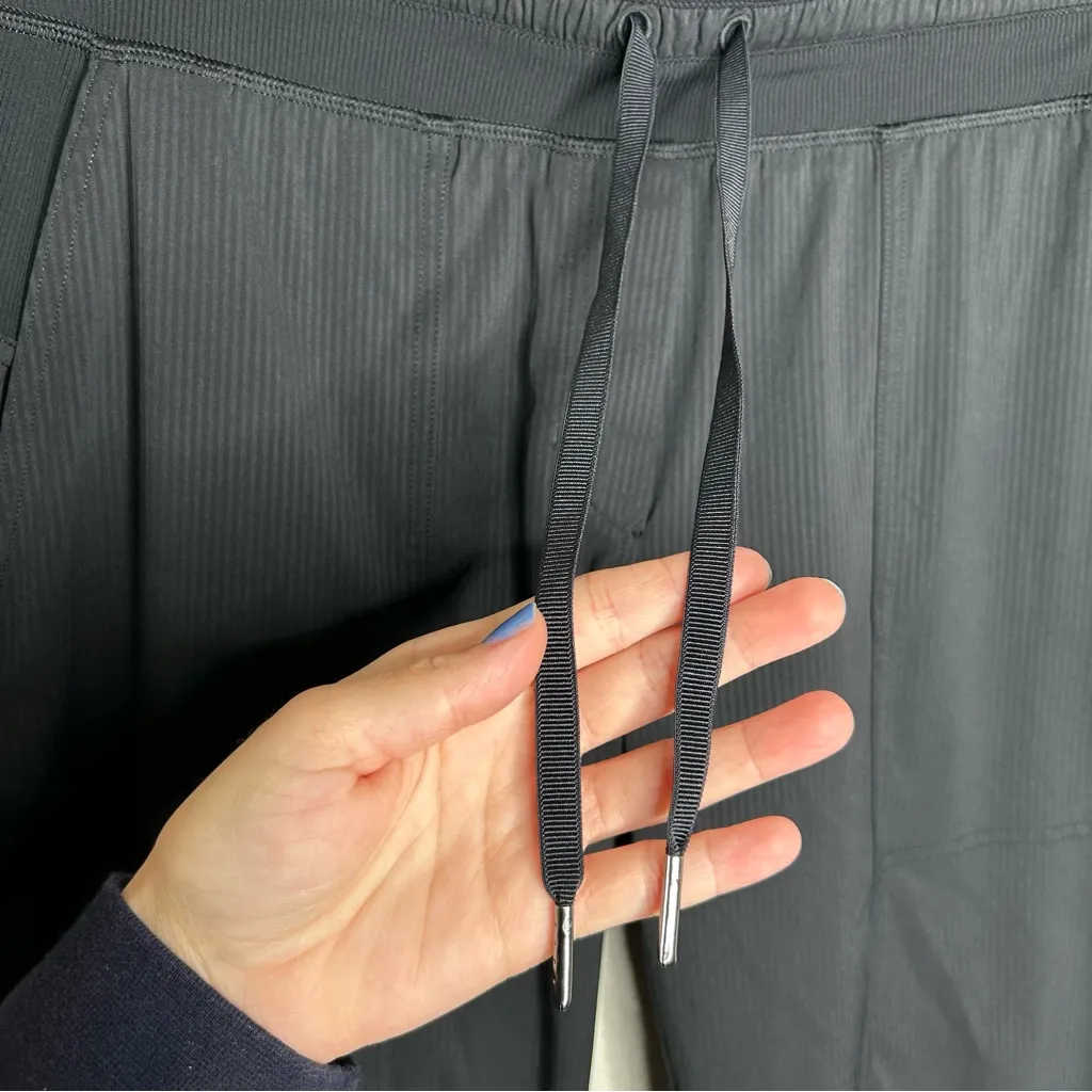 Lululemon  Dance Studio Crop *25" Black 8 - Image 3