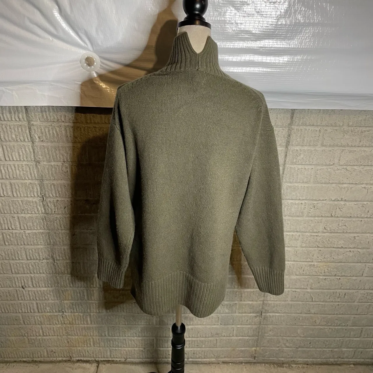 H&M Green Long Sleeve Ribbed Cuffs Hem Olive Turtleneck Sweater Dress Size Small - Image 2