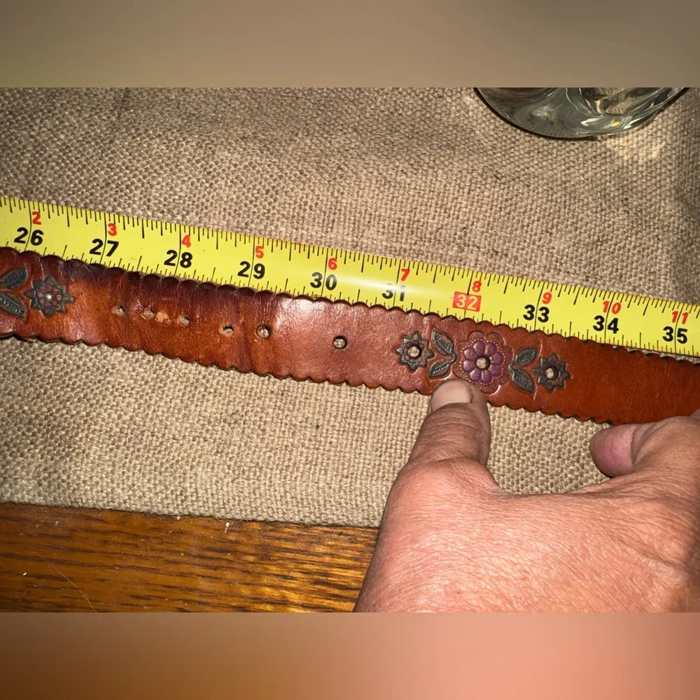 Vintage Floral Embossed Leather Belt Small Brown - Image 7