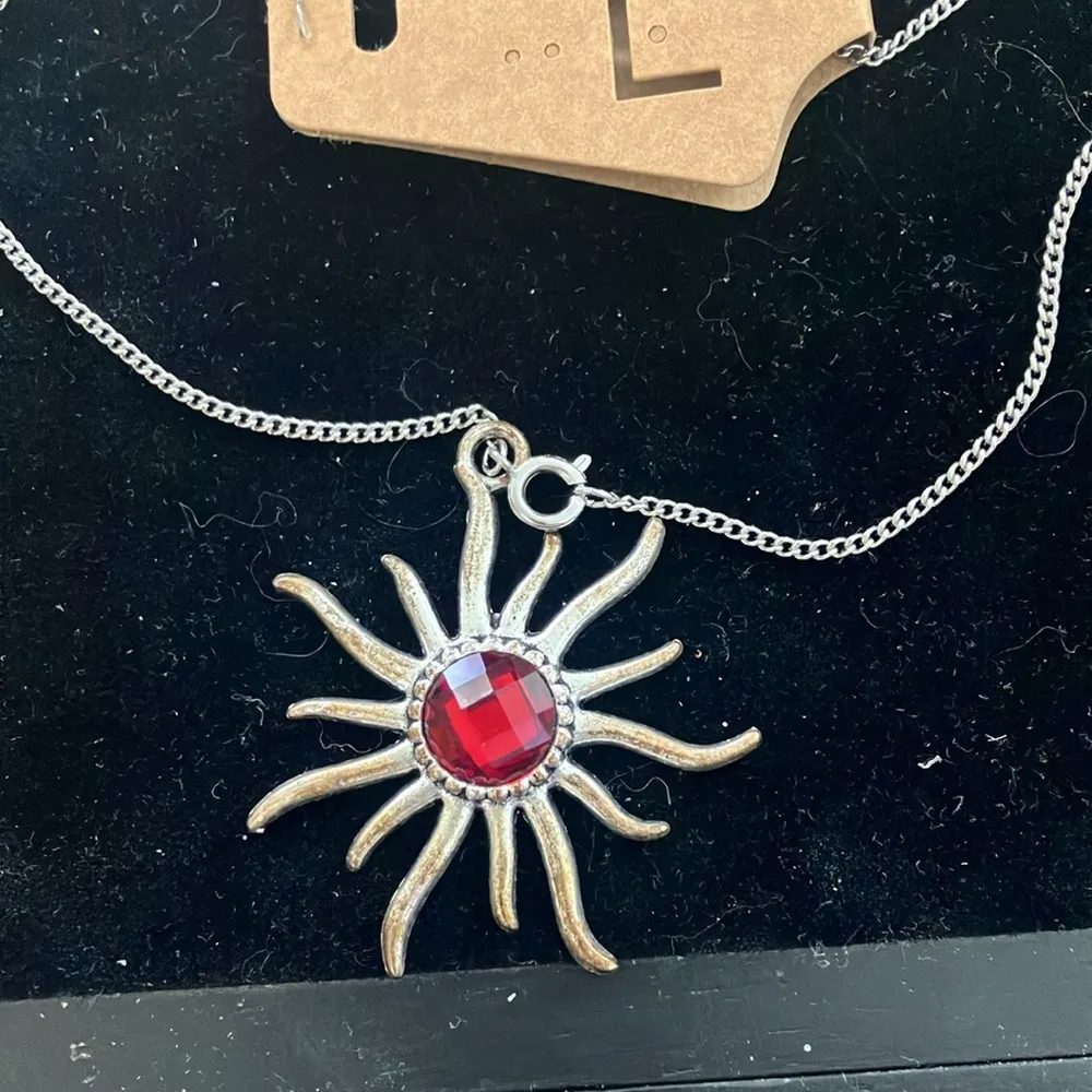 Silver tone Sun Pendant Necklace with Red Gem - Image 2