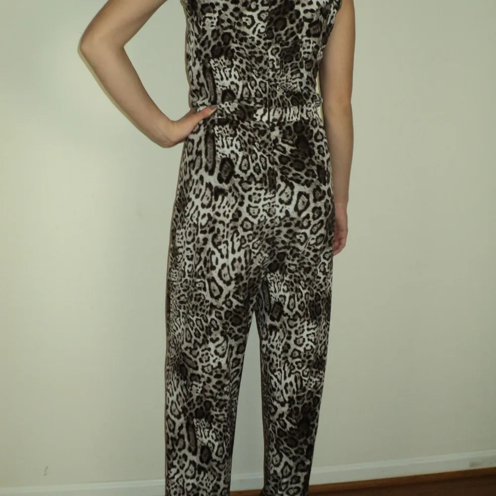 NEW Calvin Klein Leopard Stretchy Jumpsuit - Image 4