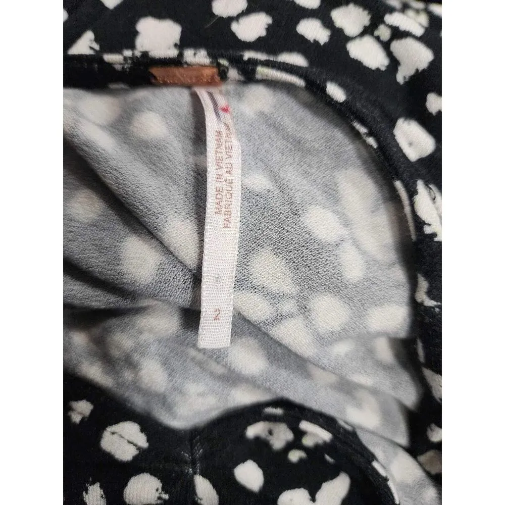 Free People Printed Effortless Jumpsuit Size 2. B-6 - Image 9