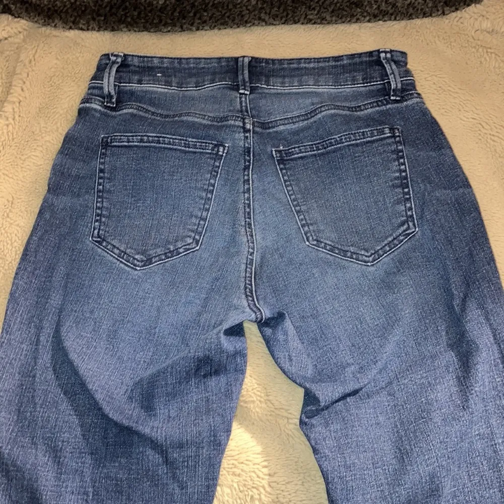 Ann Taylor Straight Leg Jeans, Size 0 - Image 3