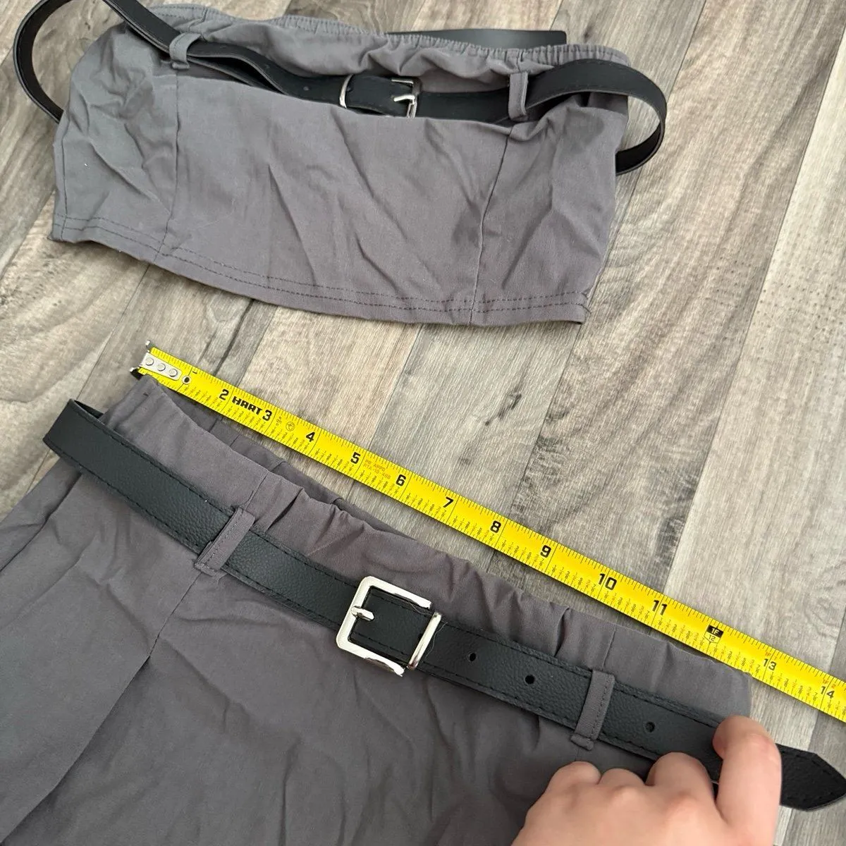 Pretty Little Thing gray stretch woven belted bleated micro mini skirt set - Image 3