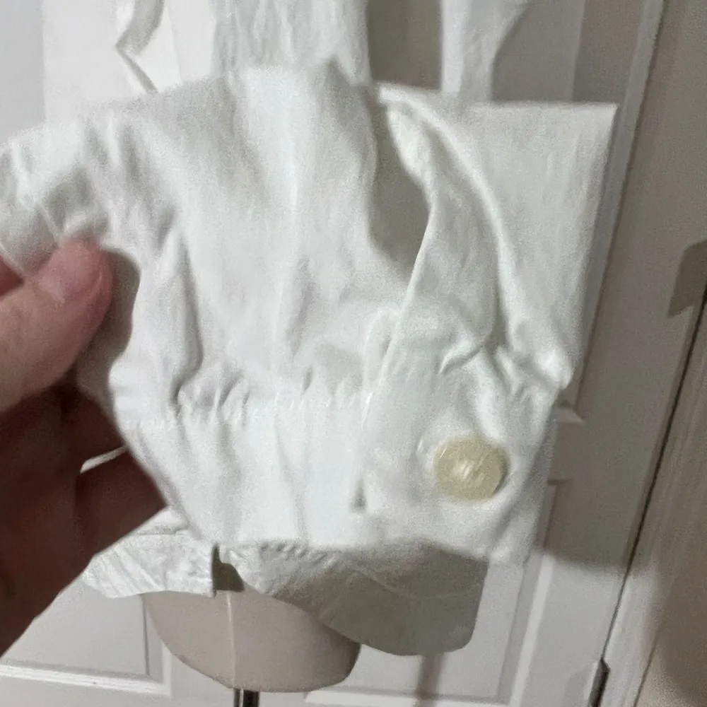 Vineyard Vines Cotton Blend White Ruffled Collar Blouse - sz M - Image 5