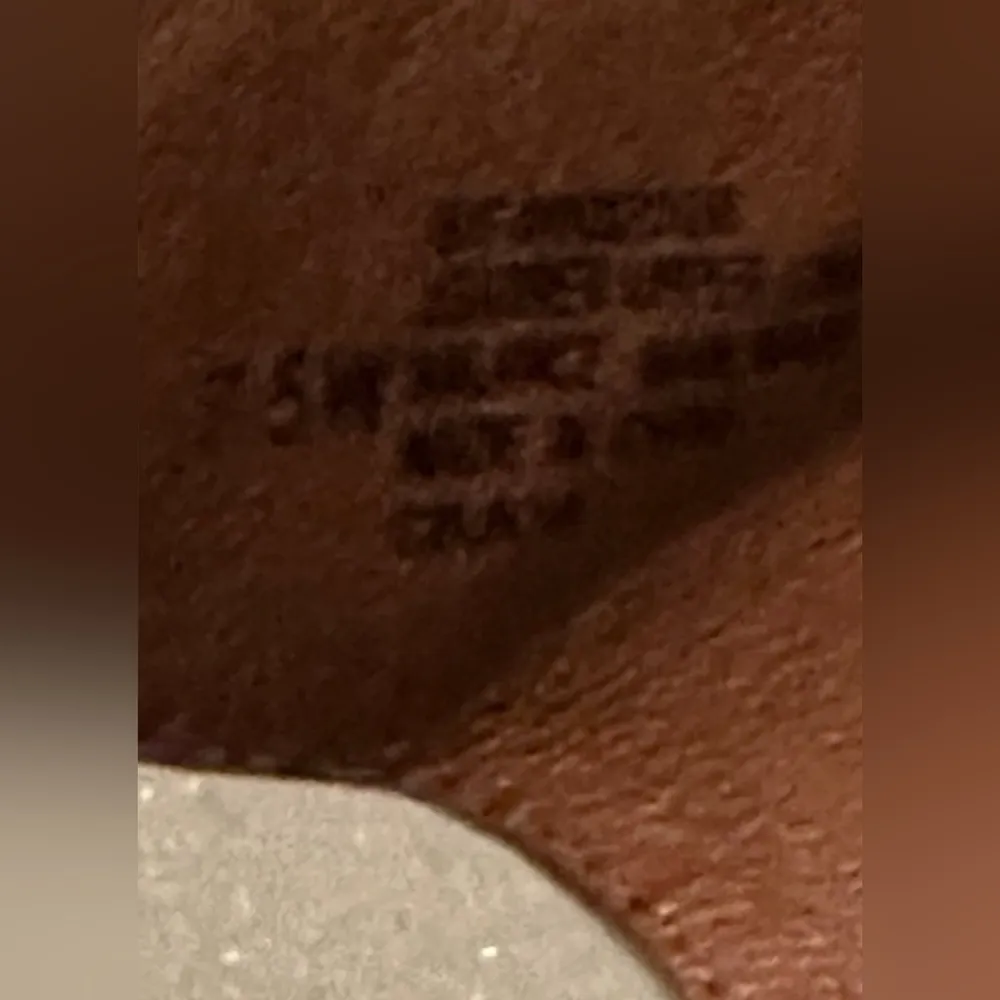 Söfft Genuine Leather Sandals Size 7.5 w White - Image 7