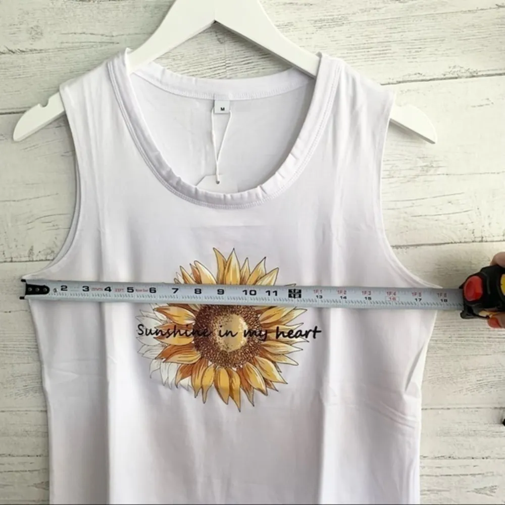 Sunshine in my Heart Sunflower Tank Top Size M - Image 4