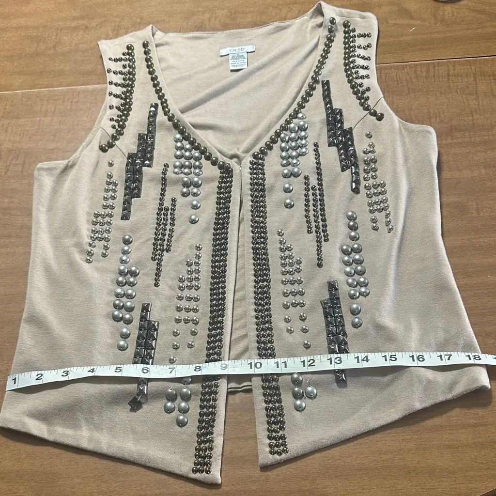 Cache  Embellished Statement Vest | Metallic Studs . - Image 10