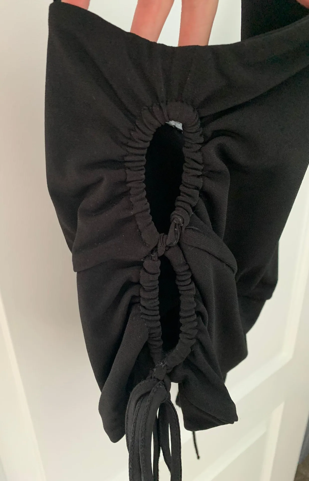 black cut out tank top - Image 2