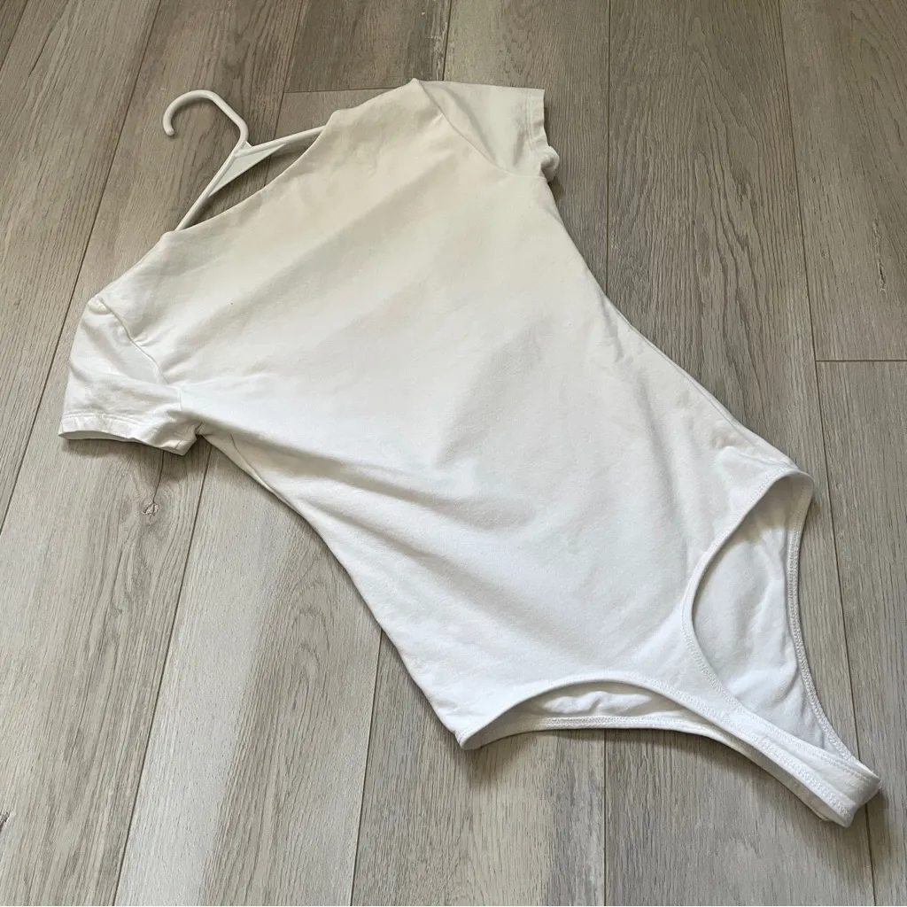Abercrombie & Fitch Bodysuit square neck womens White (xsmall) seamless fitted - Image 4