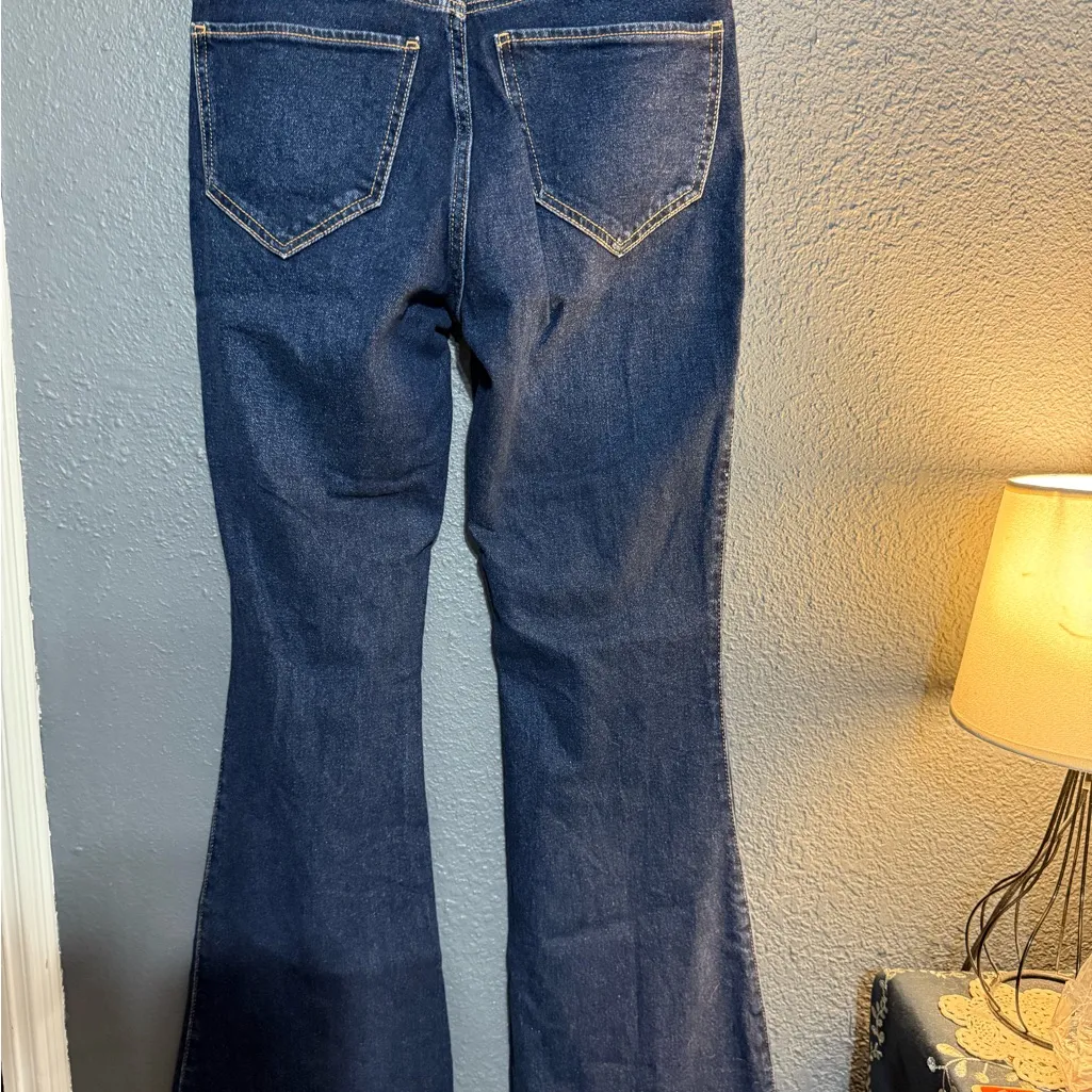 Abercrombie & Fitch The Vintage High Rise Flare Jeans - Image 3