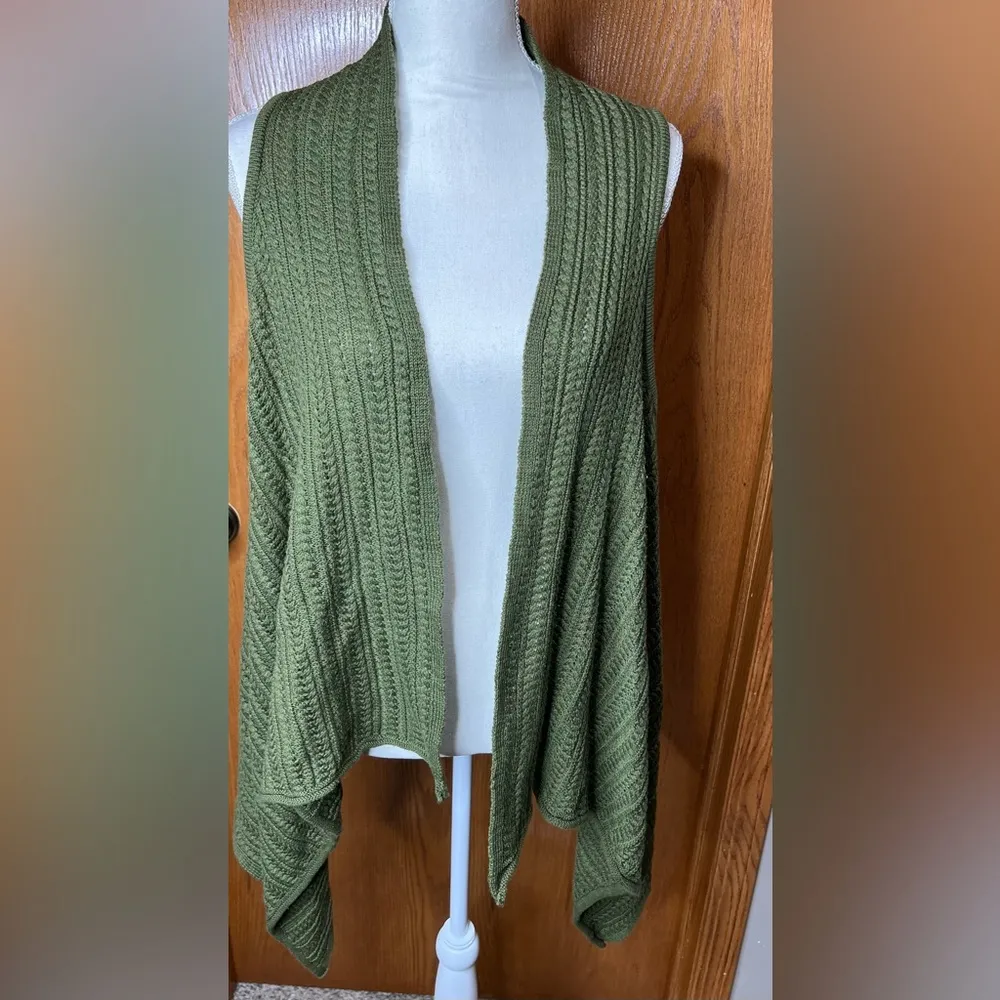 J Jill green crochet knit waterfall vest 
Medium - Image 3