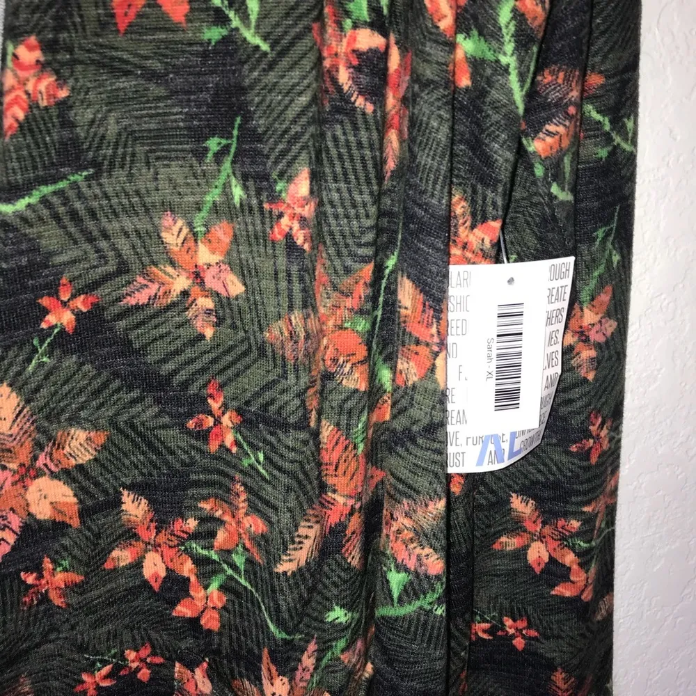 LuLaRoe Sweater Sarah Duster Cardigan Floral & Fauna Pattern Sz XL NWT - Image 4