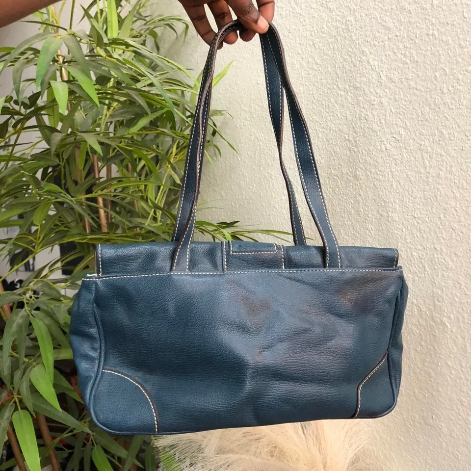 90s Vintage Y2K 2000s Navy Blue rectangular leather shoulder hand bag purse office siren corporate core #gothic #whimsygoth - Image 2