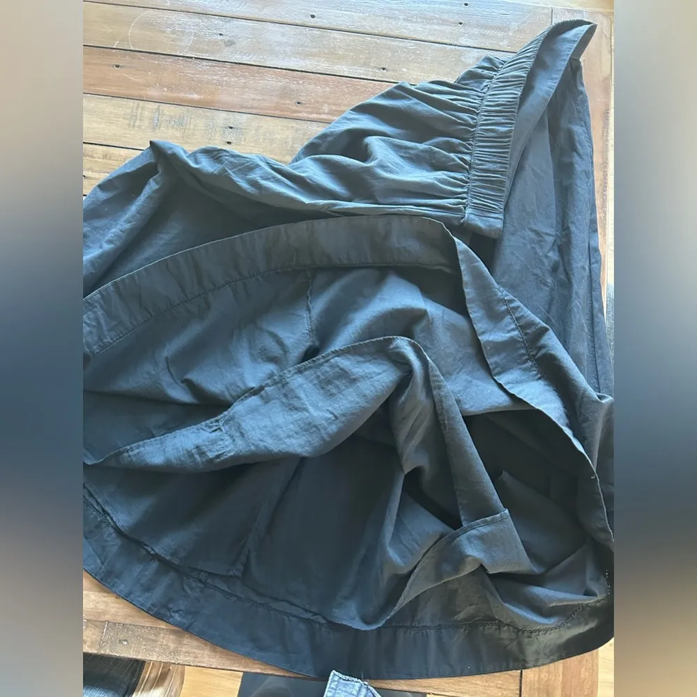 Lilla P Yoke Cotton Skirt Black - Image 8