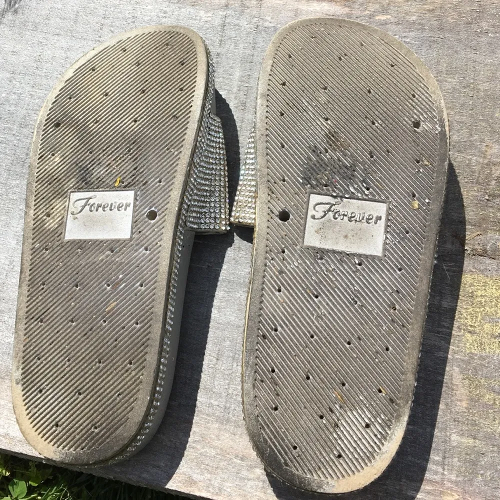 Forever Rhinestone White Slides Sandals Shoes 6 - Image 8