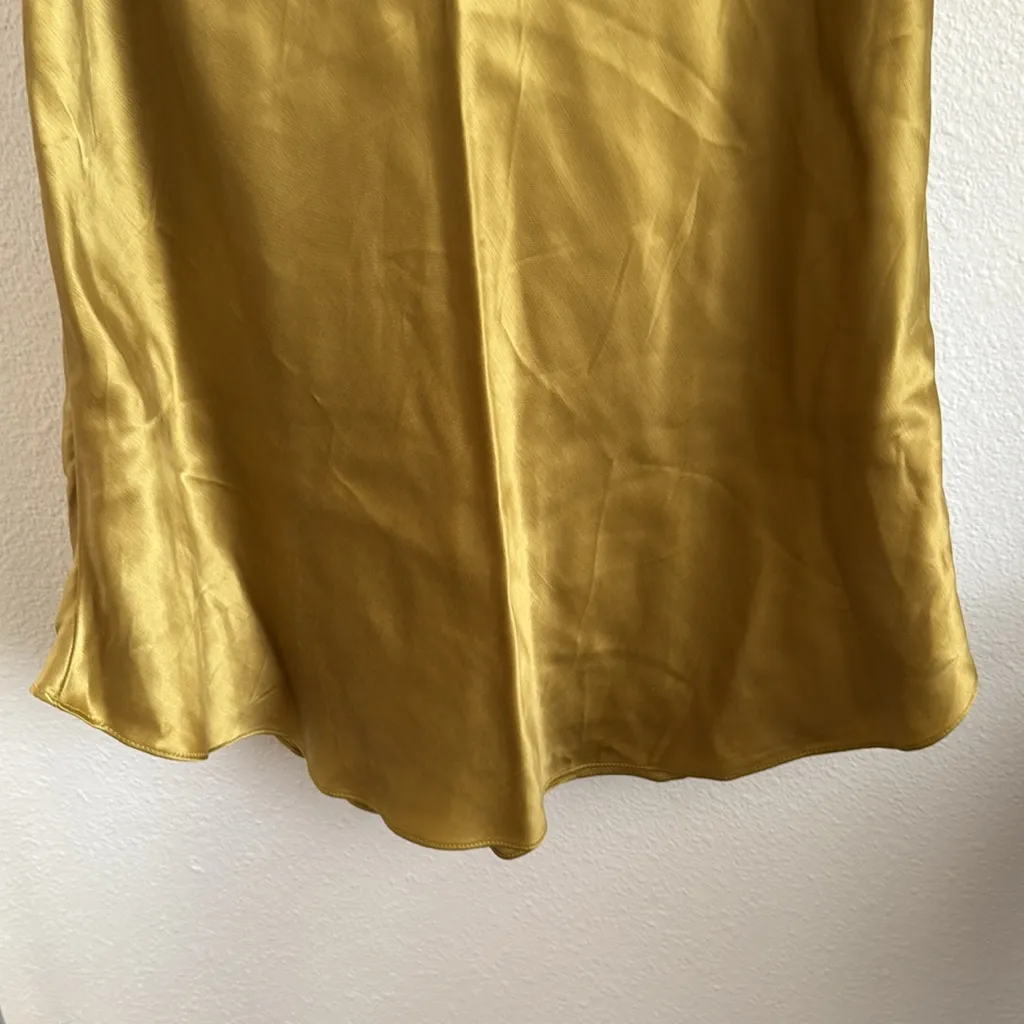 SOFT SURROUNDINGS Gold Sleeveless Top. - Image 4