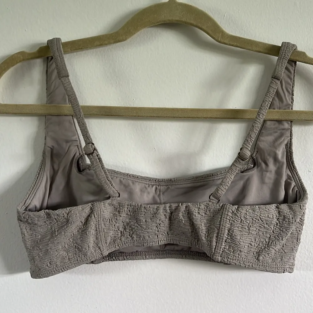 Andie swim gray textured bikini top - Image 3