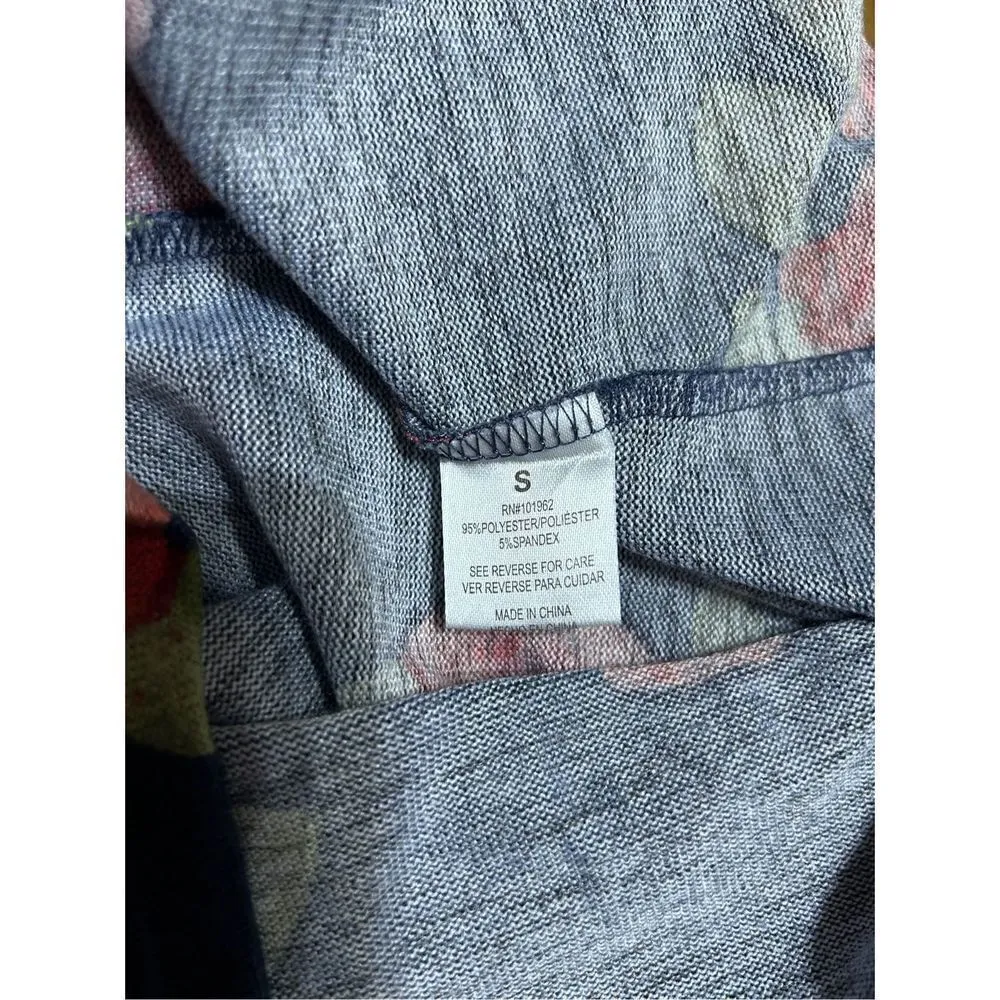 Runway Ready Couture Cowl Neck Long Sleeve Knit Floral - Image 4