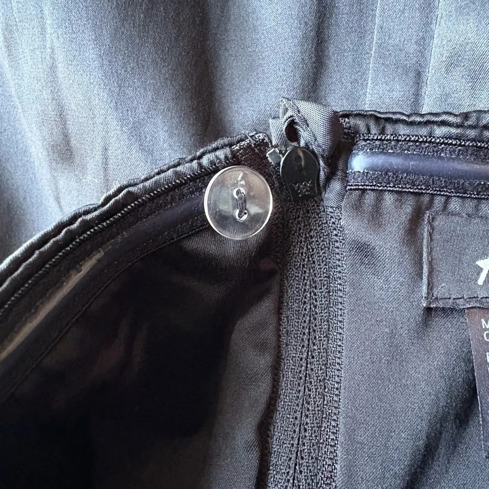 H&M Black Pleated Sweetheart Cocktail Dress - Image 7