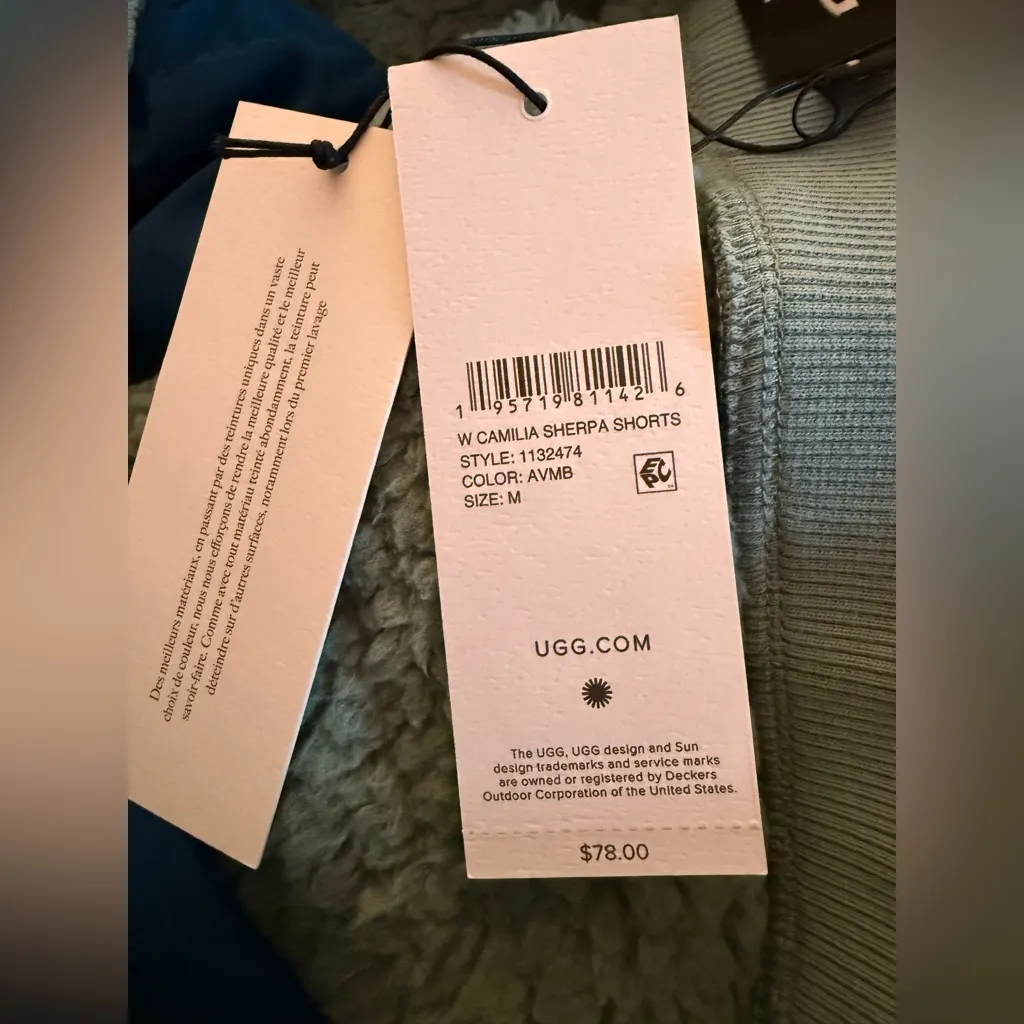Ugg Camilla Sherpa Shorts Women’s Size M NWT - Image 3