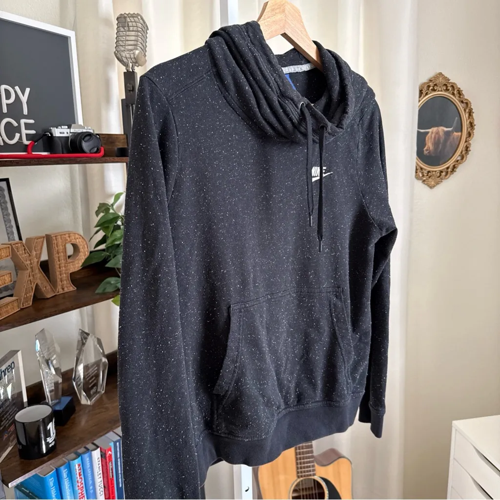 Nike Women’s Sz. M Slim Fit Black Speckled Funnel Neck Hoodie Kangaroo Pocket - Image 4