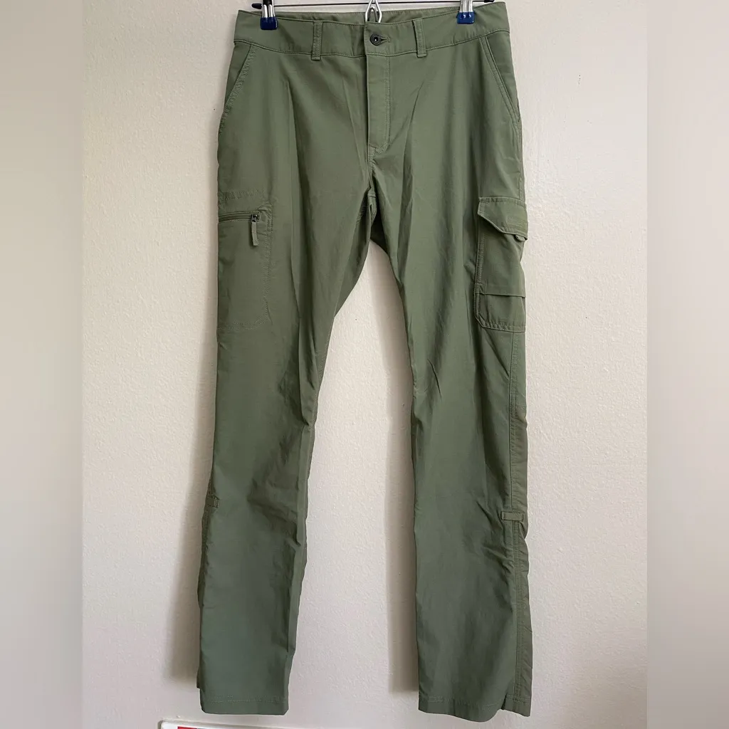 The North Face Women’s Wandur Hike Pants color green in size 6 - Image 2