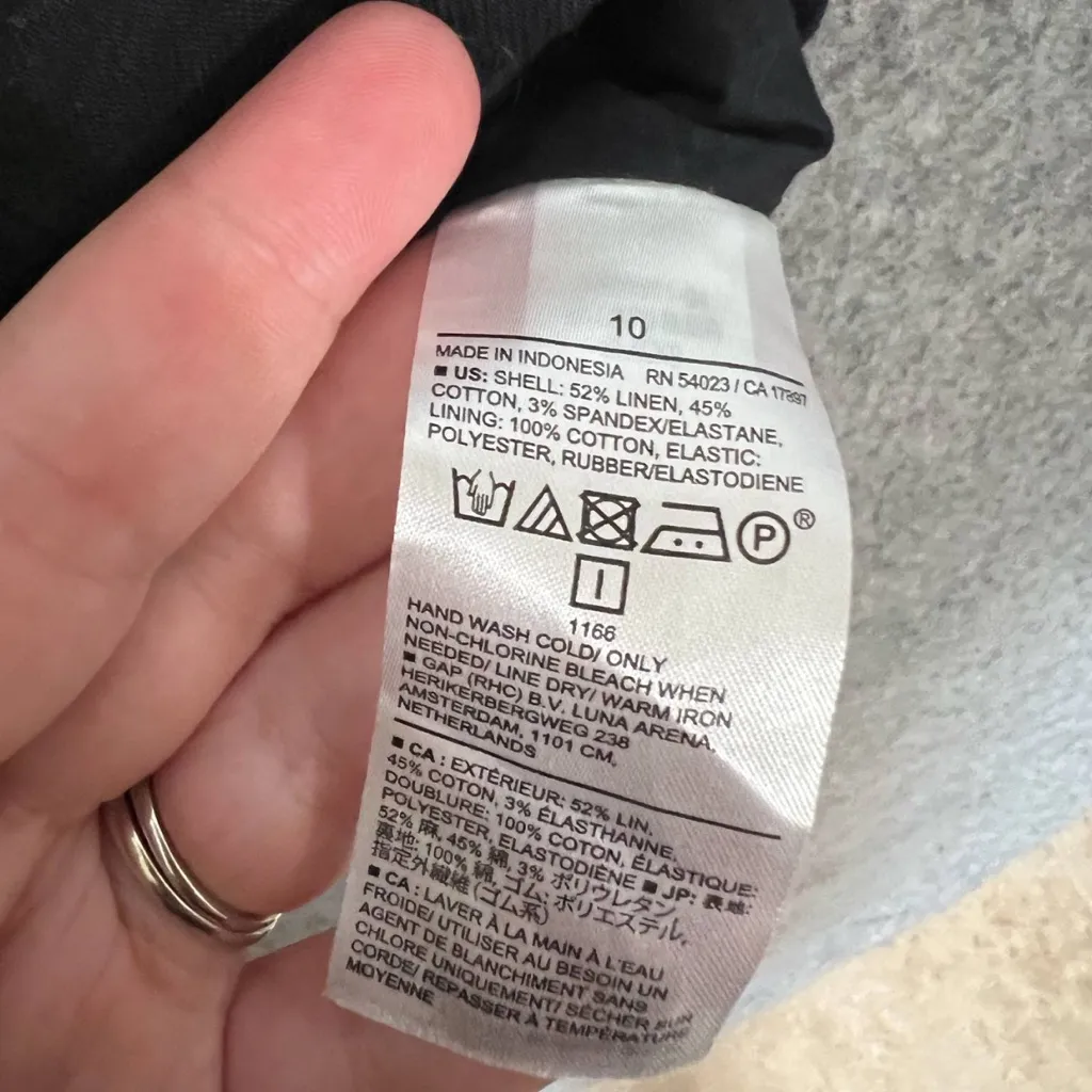 Banana Republic Woman Size‎ 10 linen blend NWT black sleeveless cropped top - Image 6