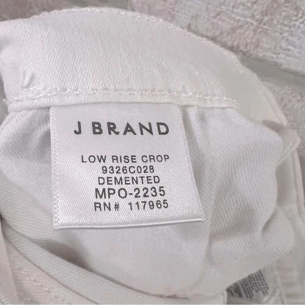 J Brand Low Rise Crop Skinny Jeans in Demented Distressed White Wash Size 28 - Image 10