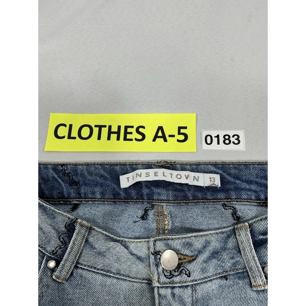 Womans Junior Excellent Cond. Tinseltown Blue Jeans 13 Snake Accent 0183/B-5 - Image 3