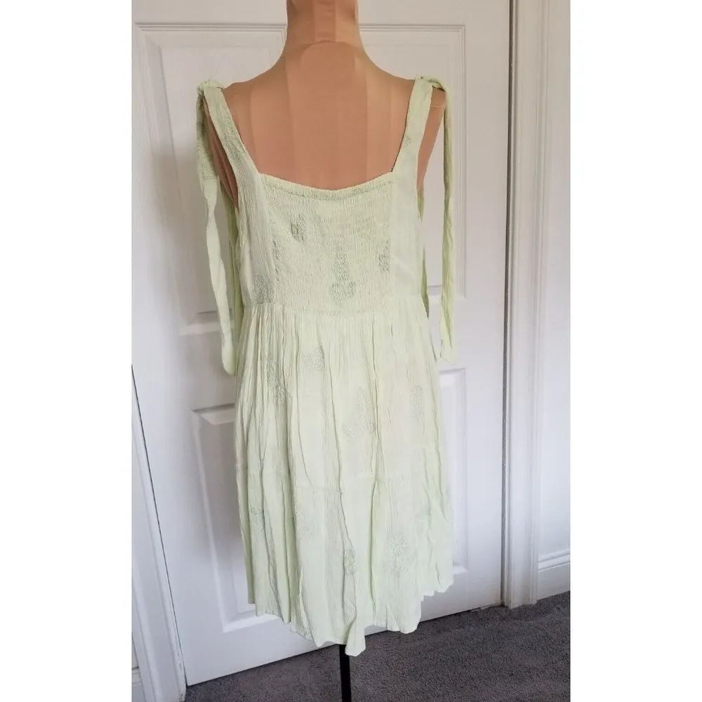 SAGE THE LABEL Embroidered Sage Green Mini Babydoll Dress Sz M - Image 2