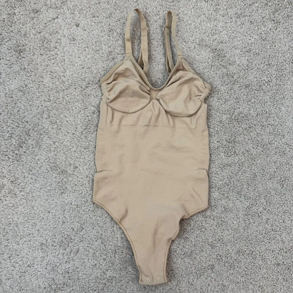 Skims Seamless Sculpt Thong‎ Bodysuit Womens Sze XXS/XS Clay Beige - Image 3