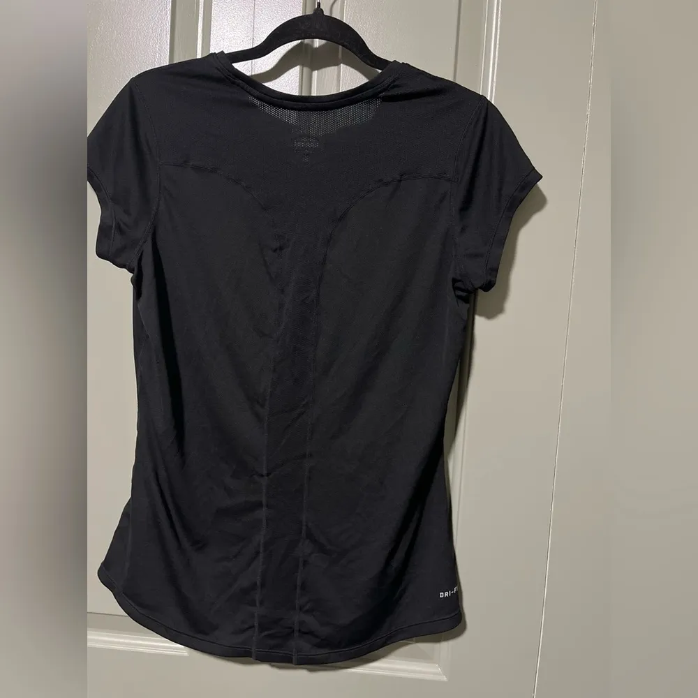 Nike Running DRI fit ladies running top Sz L  Black VGUC - Image 4